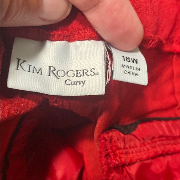 Kim Rogers Women's Shorts - Red and Khaki - Picture 3 of 3